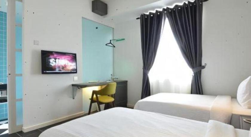 The Ardens Hotel - Austin Johor Bahru Exterior photo